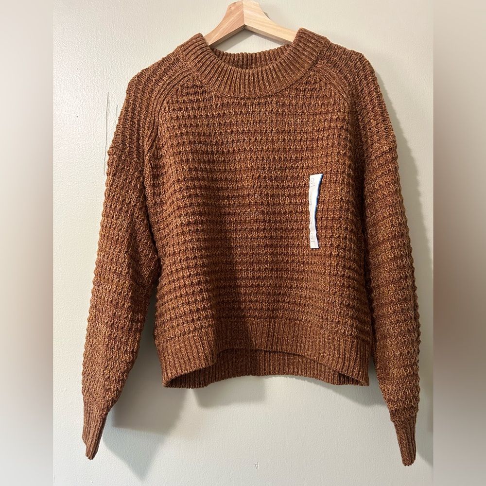 NWT Universal Thread sweater